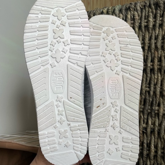 🆕 Women's Hey Dudes Gray, Slip-On Loafers, Moccasin Style Size 11 NEW - Picture 9 of 10